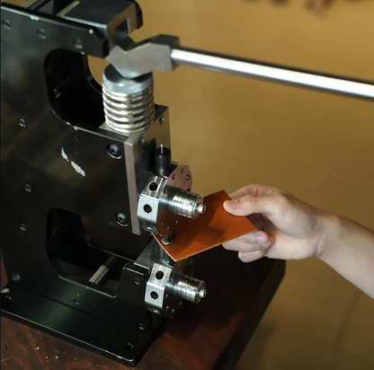 マルチヘッド ハンドプレス機｜レザークラフト用 手動プレス