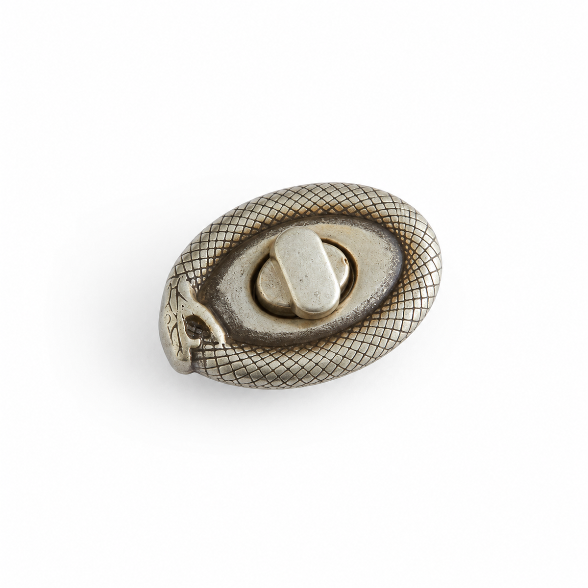 バッグクラスプ ウロボロス 32×22mm アンティークシルバー レザークラフト金具