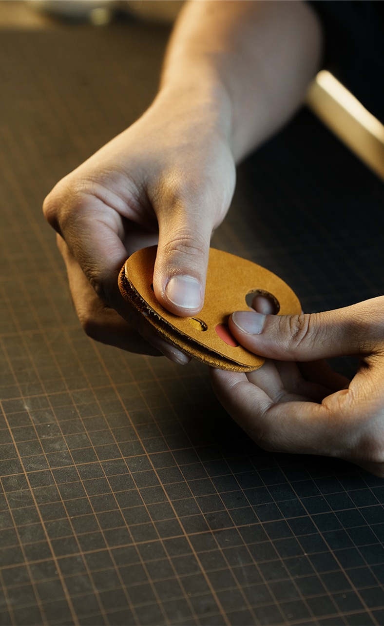 絵具パレット型レザーチャームDIYキット 本革クラフト素材 ハンドメイド