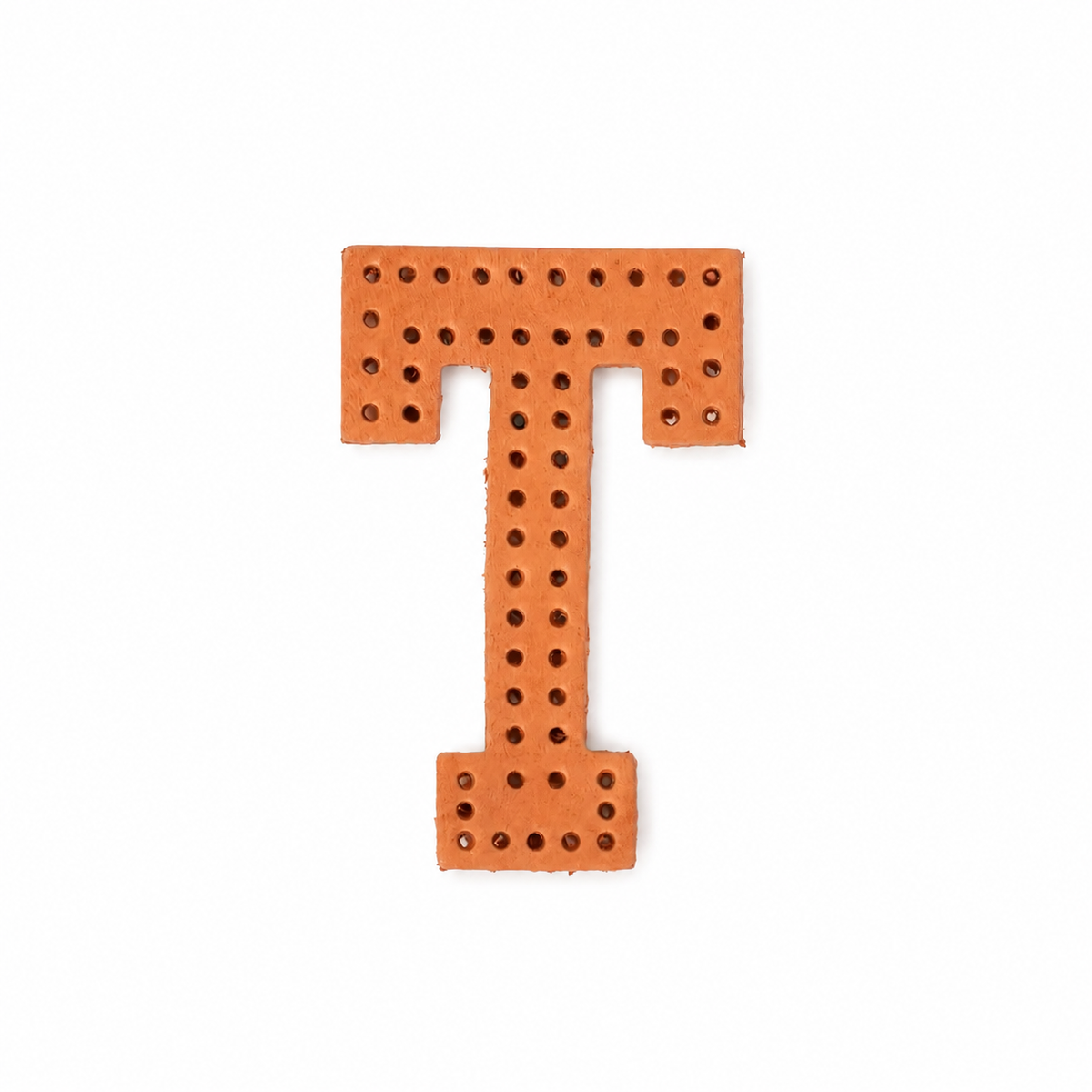T 本革アルファベットチャーム 名前入り革小物素材